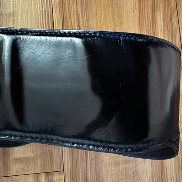 Black Italian Leather Women’s belt - Picture 6 of 6
